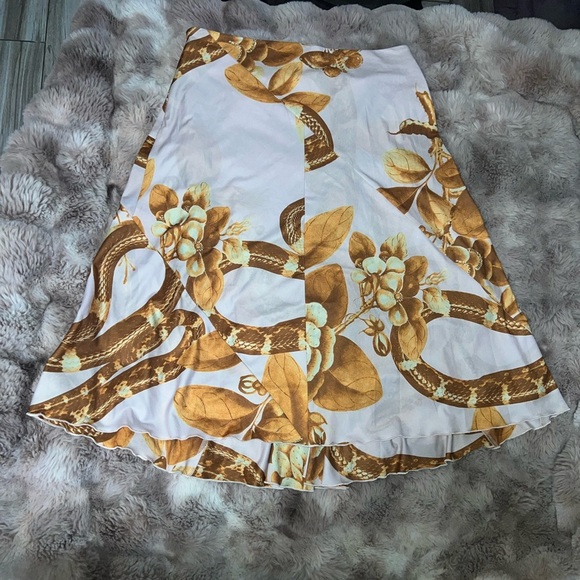 Miaou Moni Emblem Print Stretch Jersey
Midi Skirt, Medium - Picture 13 of 13